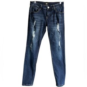 Women’s Distressed Dark Wash Jeans – Size 29
